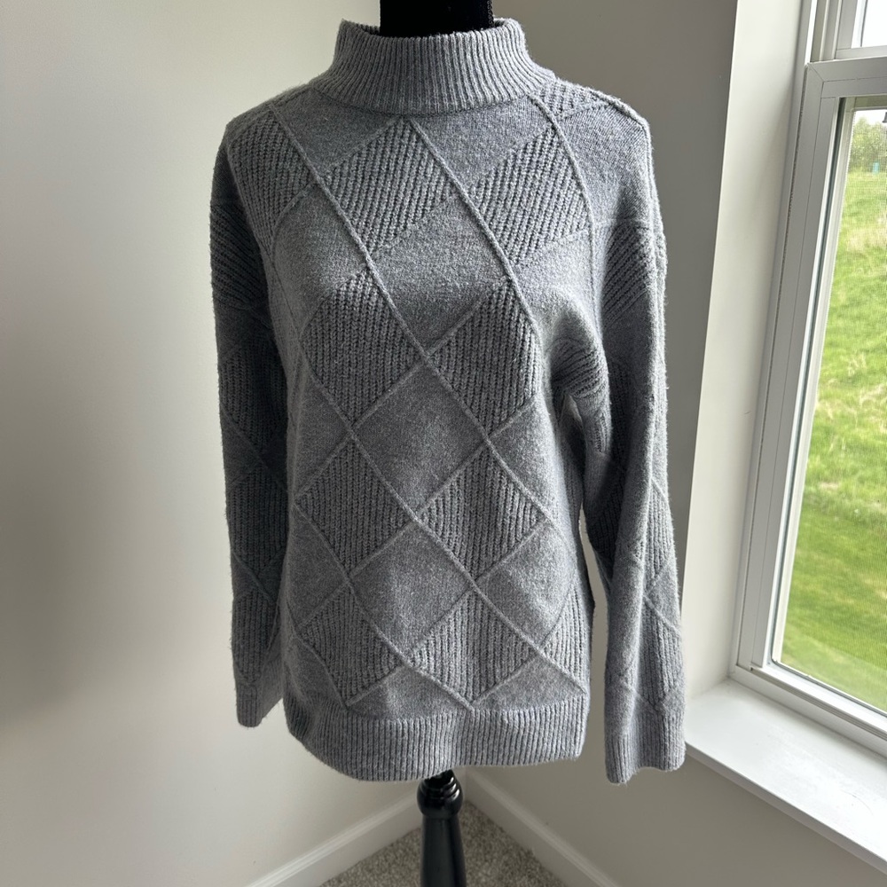 Women’s Christopher & Banks Gray Diamond Mock‎ Neck Sweater
